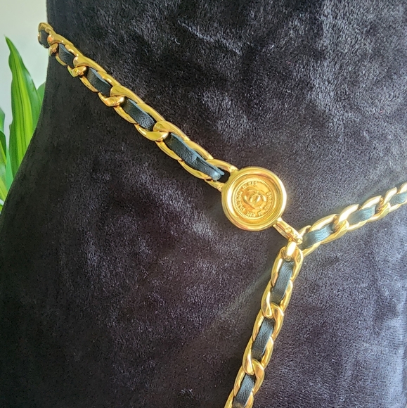 Authentic Chanel Gold and Medallion Chain Belt - Picture 5 of 11